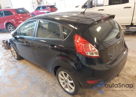 2016 Ford Fiesta Se z USA, uszkodzony, nr VIN 3FADP4EJ8GM162445